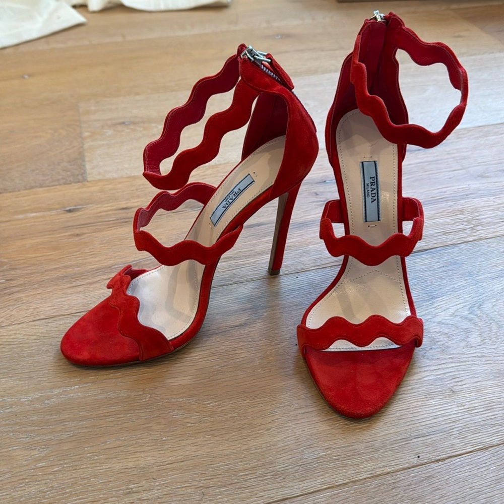 Prada Red Suede Scalloped Heels Size 38